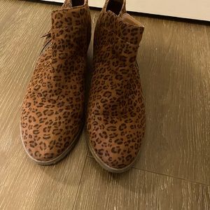 Cheetah Print Booties - perfect for fall!!